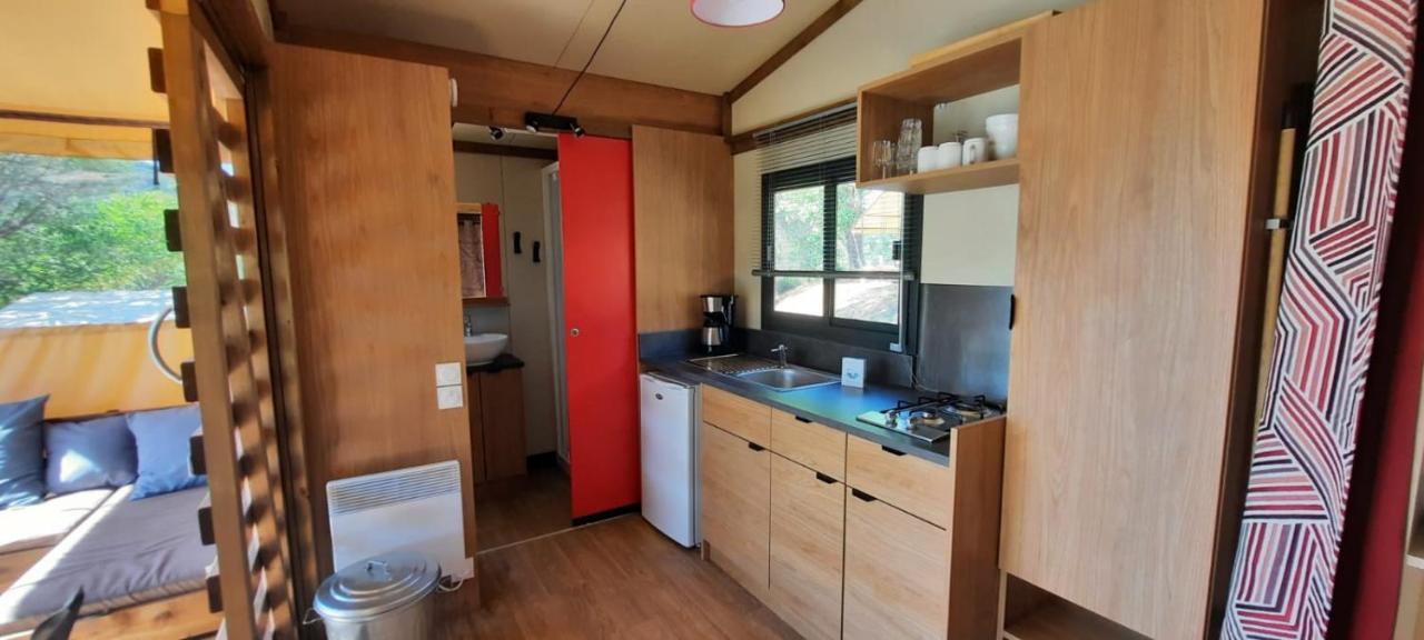Camping Onlycamp Les Tuilleres Vercheny ภายนอก รูปภาพ