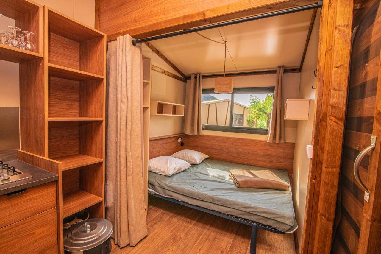 Camping Onlycamp Les Tuilleres Vercheny ภายนอก รูปภาพ