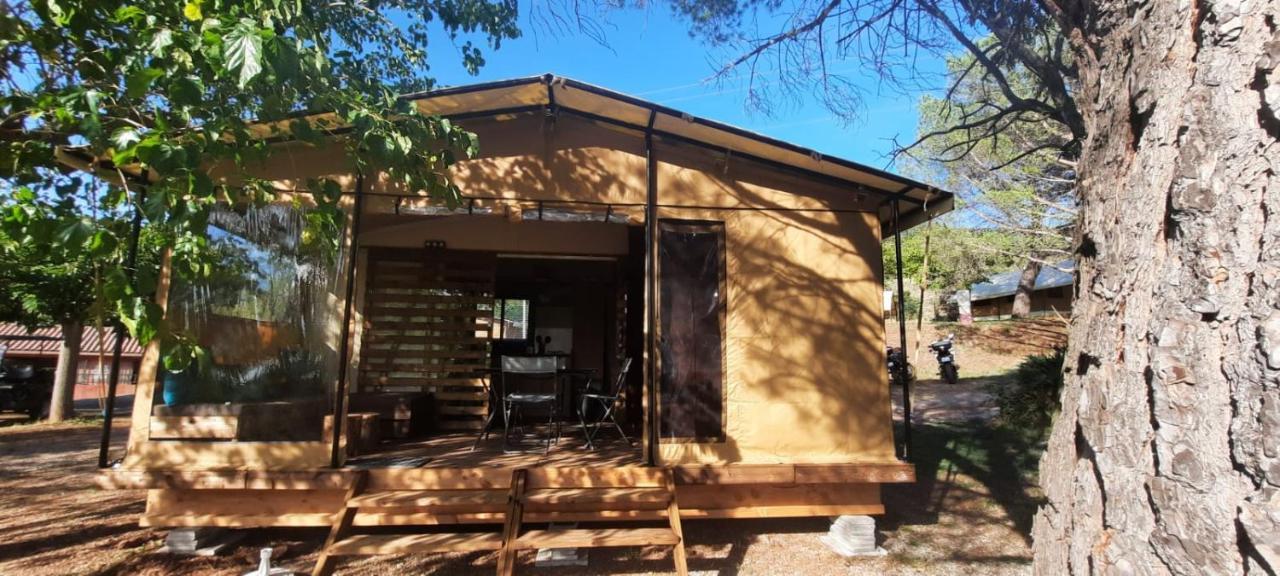 Camping Onlycamp Les Tuilleres Vercheny ภายนอก รูปภาพ